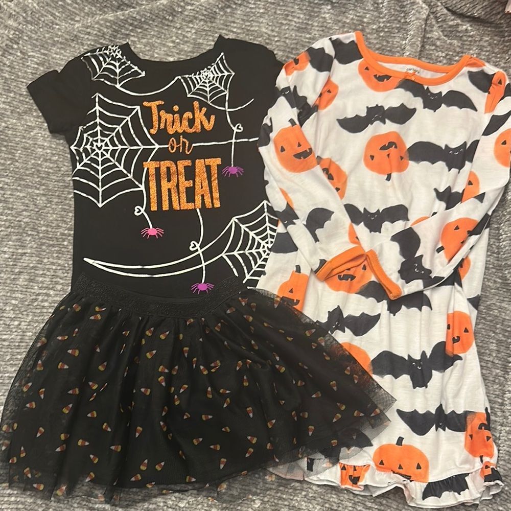 EUC Halloween bundle- shirt, skirt, nightgown size 4/5